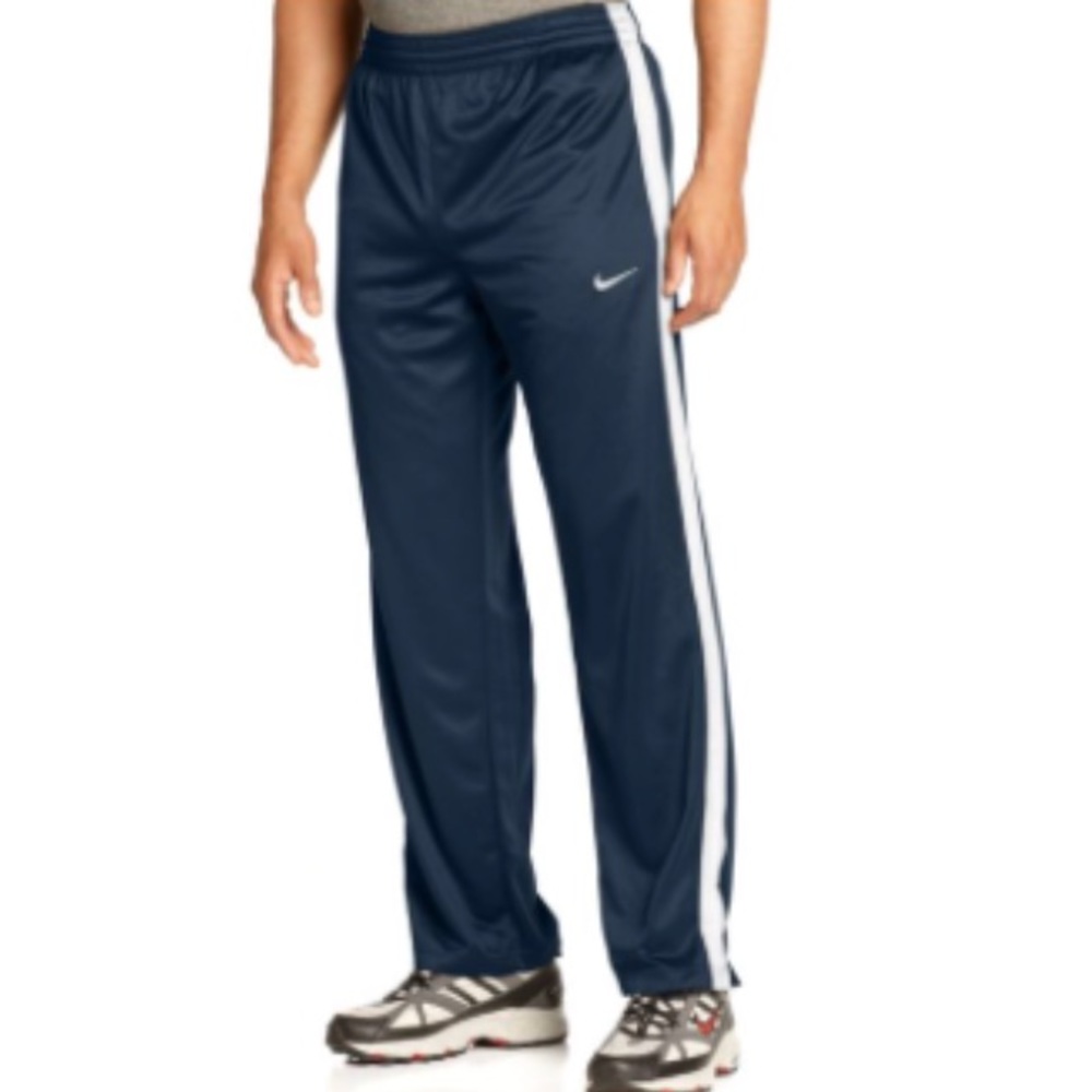 Men’s Nike basketball pants size Medium preloved